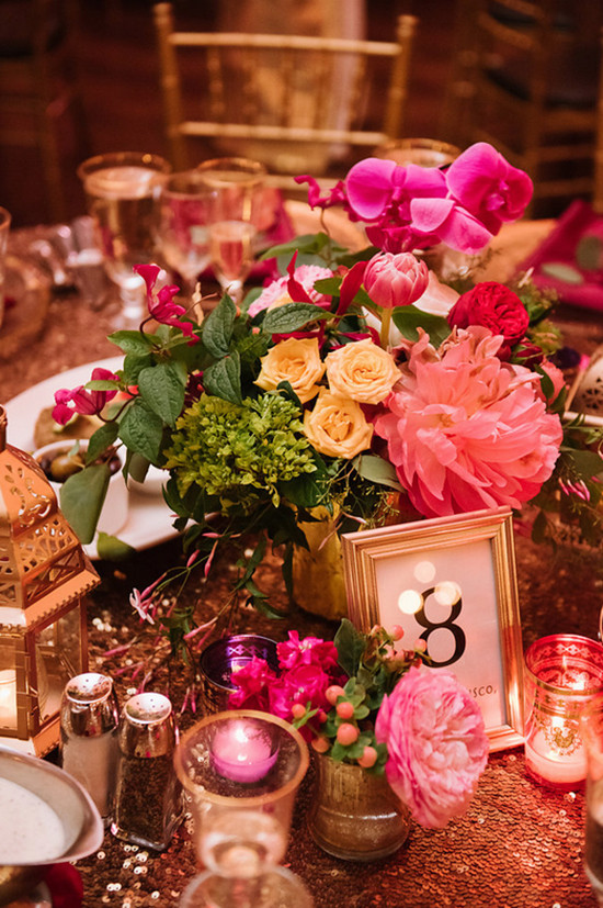 gold and pink wedding ideas @weddingchicks