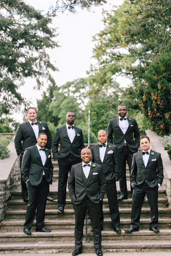 tuxedo groomsmen @weddingchicks