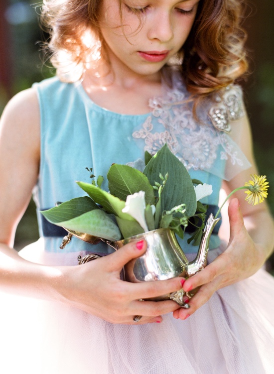 alice-in-wonderland-garden-elopement