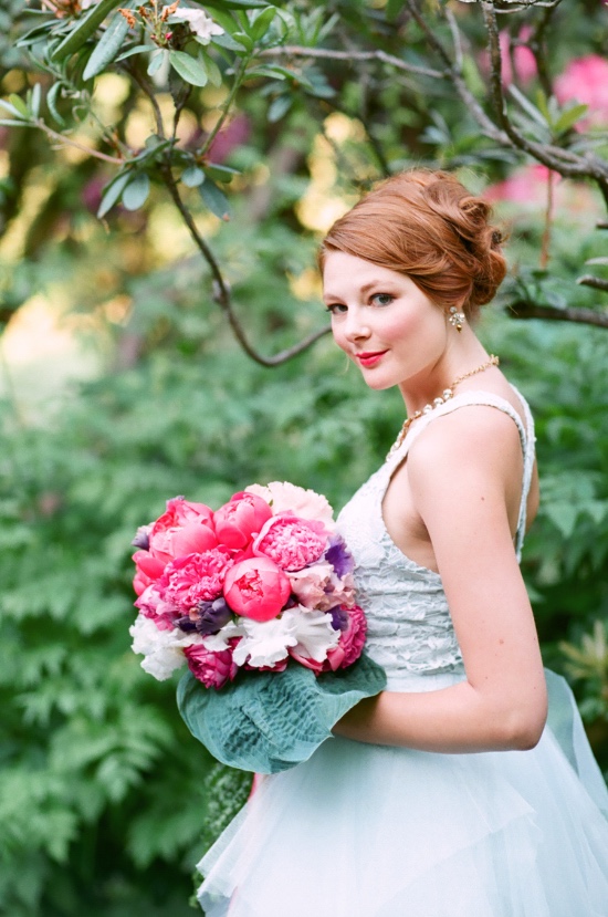 alice-in-wonderland-garden-elopement