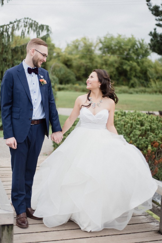 bright-purple-and-navy-wedding