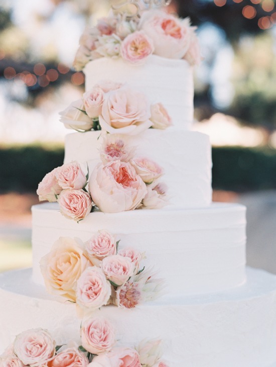 chic-navy-gold-and-peach-wedding
