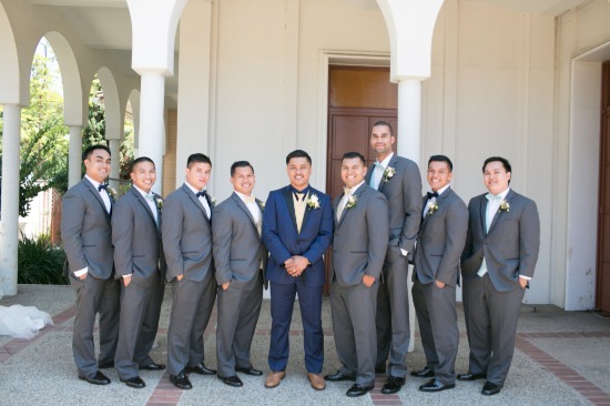 chic-navy-gold-and-peach-wedding