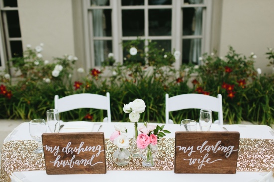chic-vintage-gold-and-pink-wedding