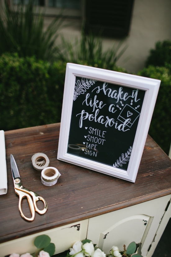 chic-vintage-gold-and-pink-wedding