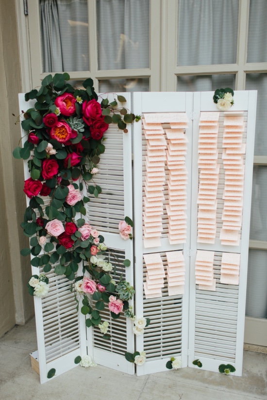 chic-vintage-gold-and-pink-wedding