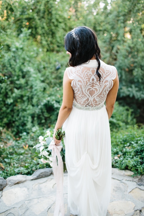 chic-vintage-gold-and-pink-wedding