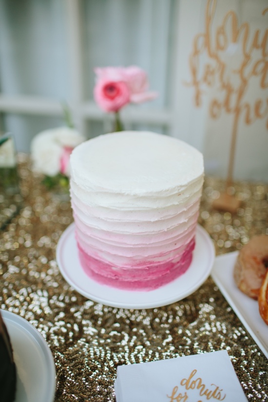 chic-vintage-gold-and-pink-wedding