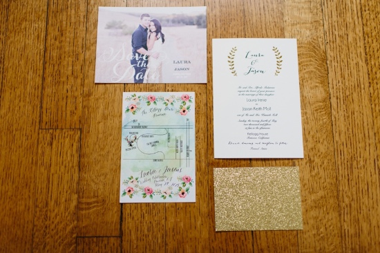 chic-vintage-gold-and-pink-wedding