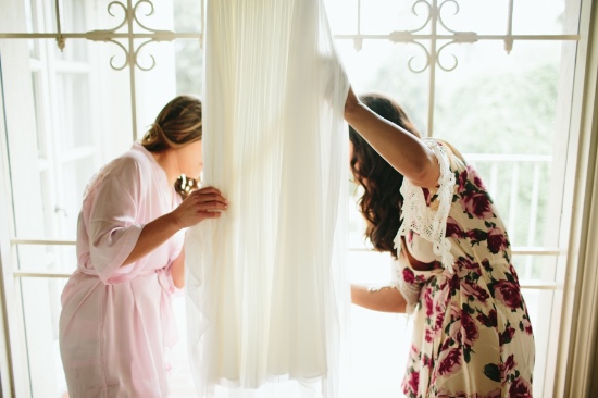 chic-vintage-gold-and-pink-wedding
