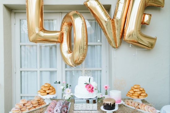 chic-vintage-gold-and-pink-wedding