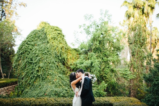 chic-vintage-gold-and-pink-wedding