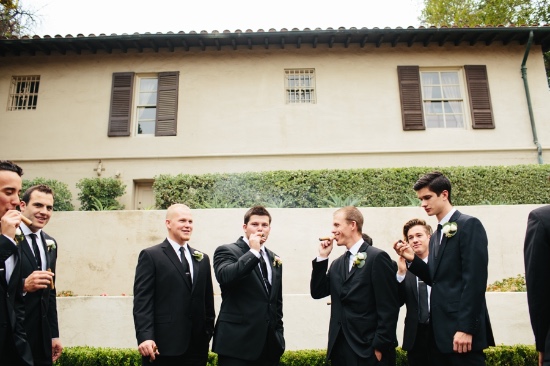 chic-vintage-gold-and-pink-wedding