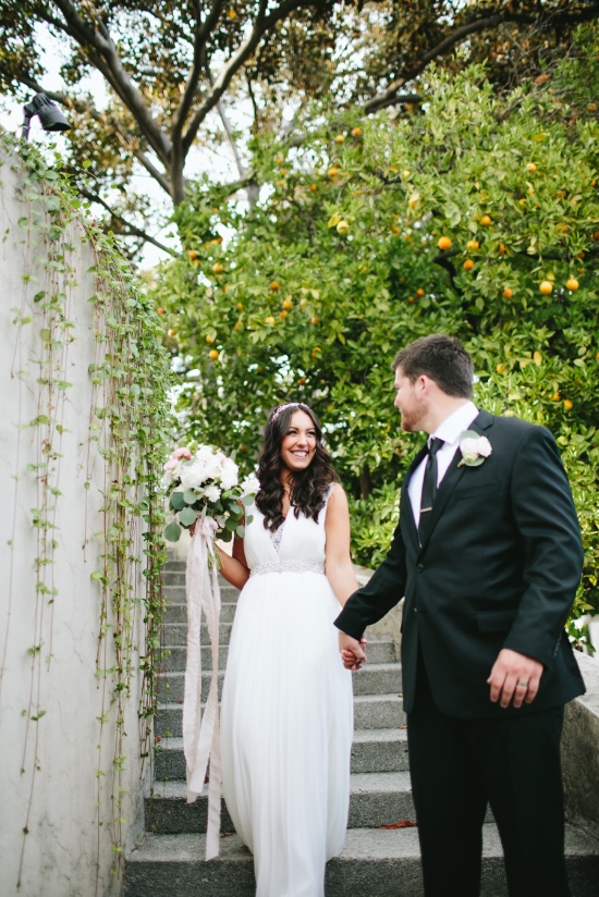 chic-vintage-gold-and-pink-wedding