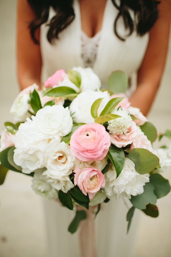 chic-vintage-gold-and-pink-wedding