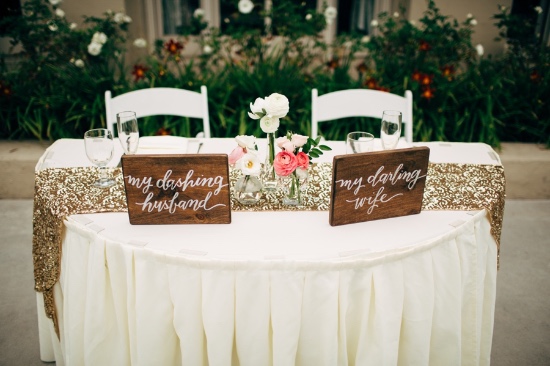 chic-vintage-gold-and-pink-wedding