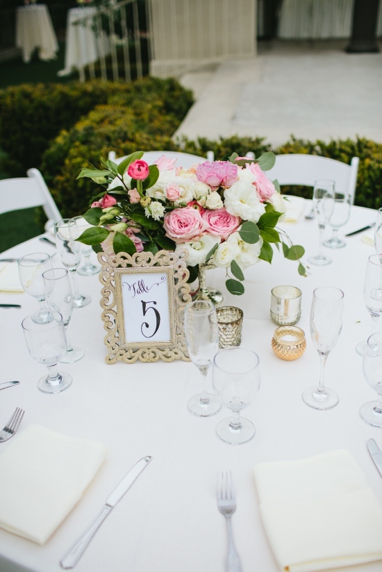 chic-vintage-gold-and-pink-wedding