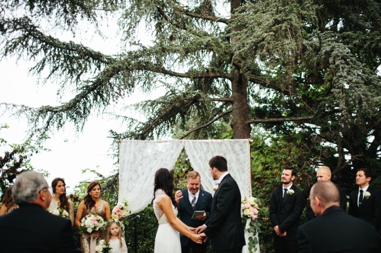 chic-vintage-gold-and-pink-wedding