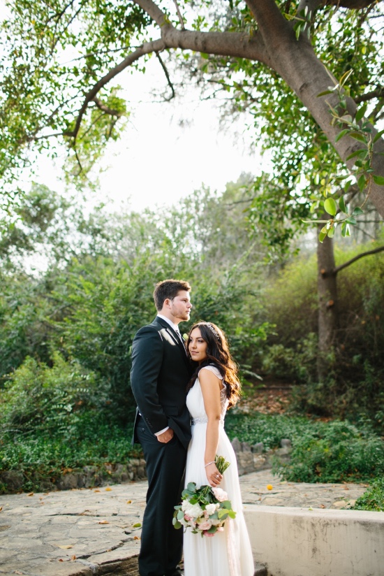 chic-vintage-gold-and-pink-wedding