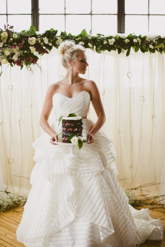 dog-friendly-puppy-love-wedding