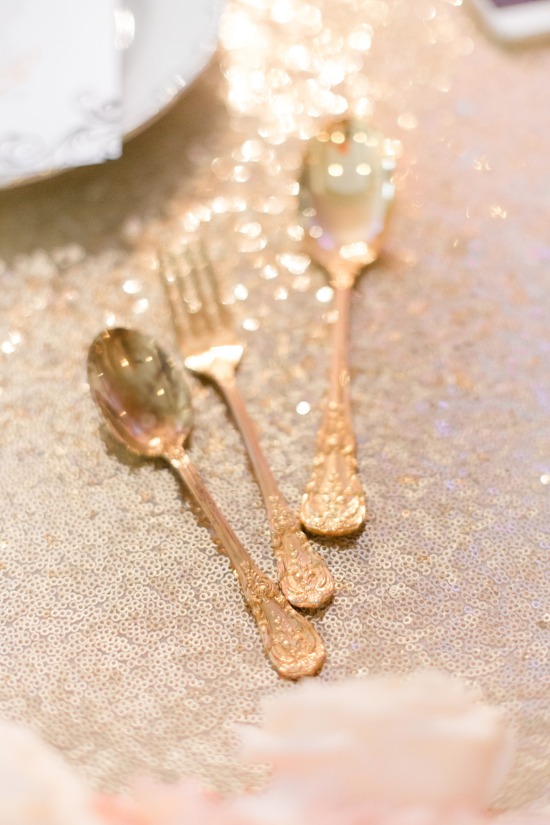 fairytale-pink-and-gold-wedding
