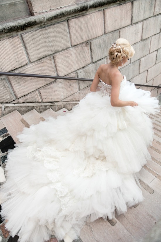 fairytale-pink-and-gold-wedding