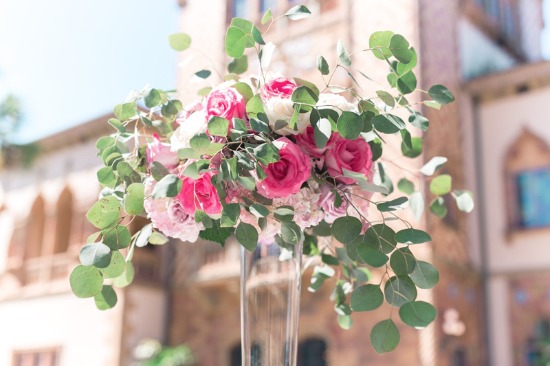 fairytale-pink-and-gold-wedding