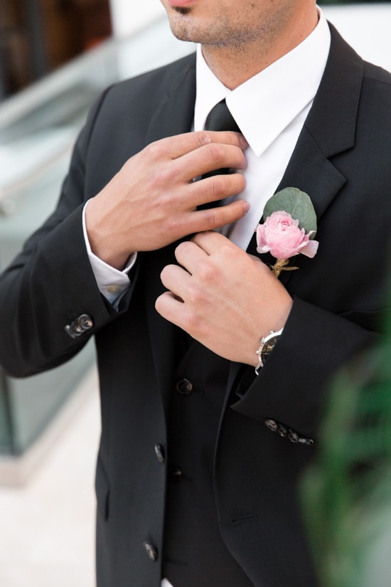fairytale-pink-and-gold-wedding