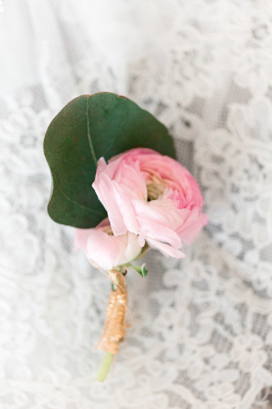 fairytale-pink-and-gold-wedding