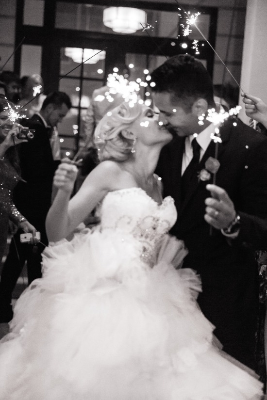 fairytale-pink-and-gold-wedding
