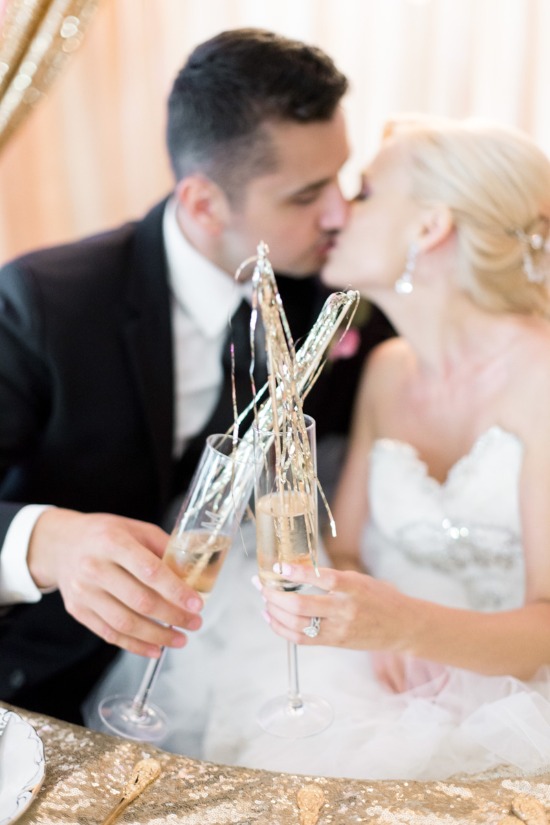fairytale-pink-and-gold-wedding
