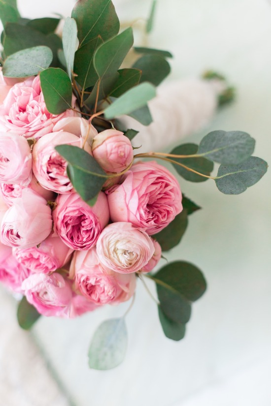 fairytale-pink-and-gold-wedding