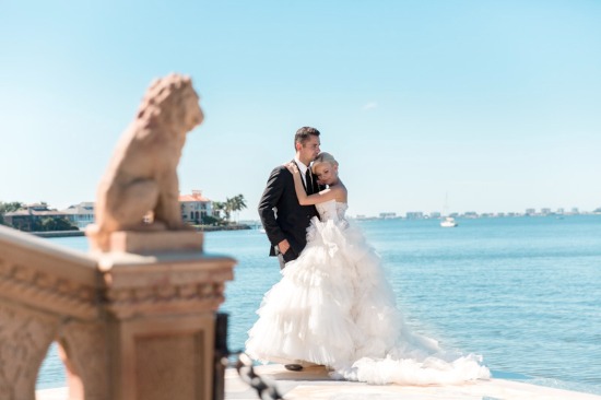 fairytale-pink-and-gold-wedding