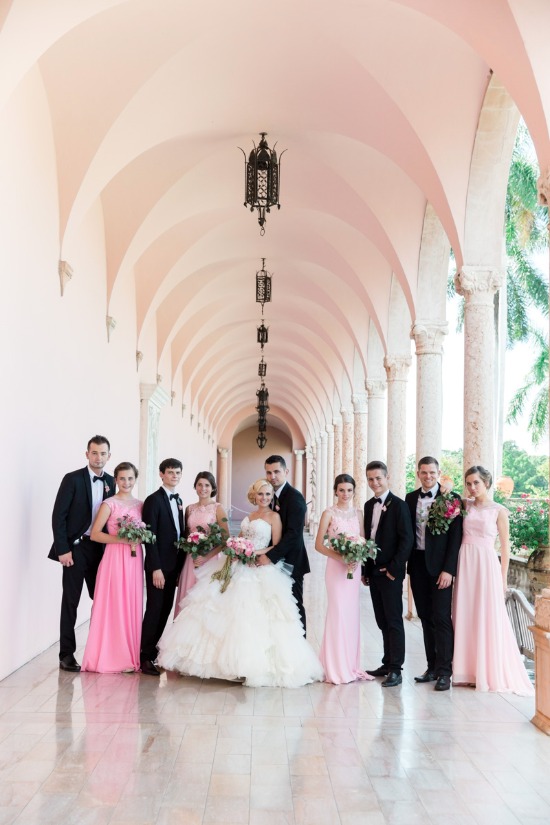fairytale-pink-and-gold-wedding