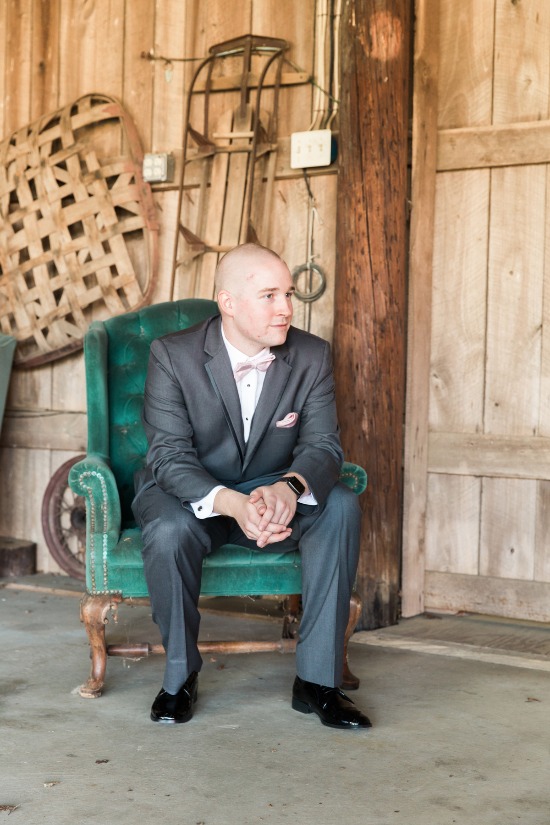 grey-and-pink-shabby-chic-wedding