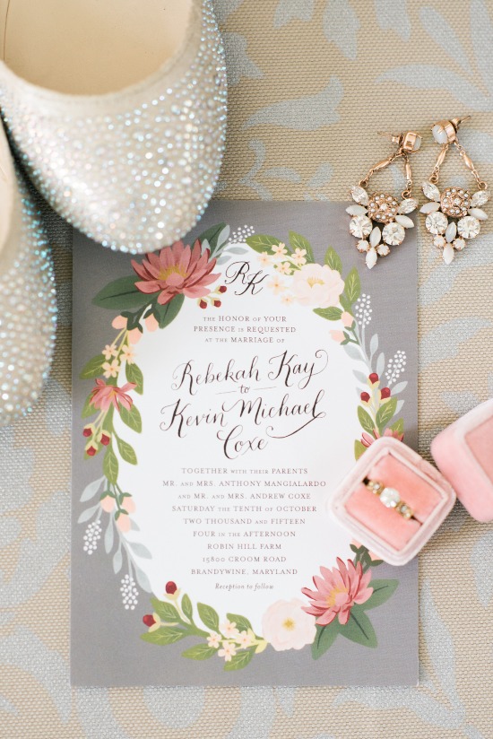 grey-and-pink-shabby-chic-wedding
