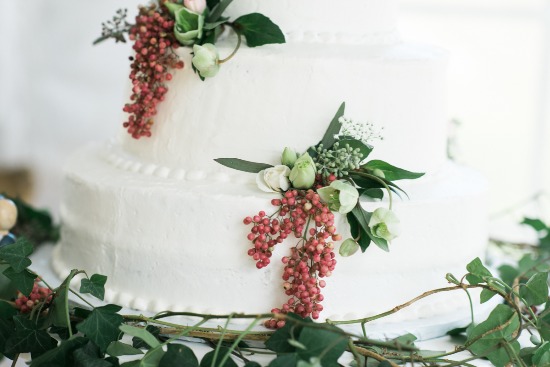 grey-and-pink-shabby-chic-wedding