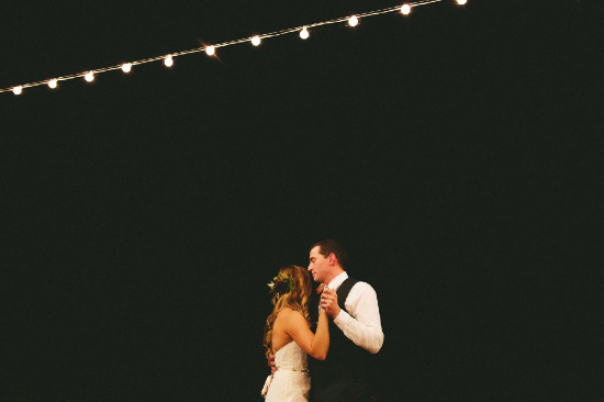 lodge-wedding-in-fall