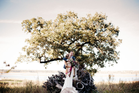 lodge-wedding-in-fall