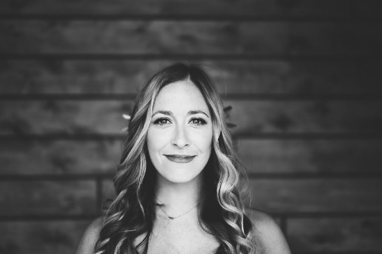 lodge-wedding-in-fall