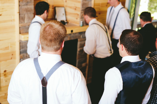 lodge-wedding-in-fall