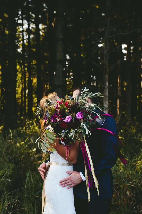 lodge-wedding-in-fall