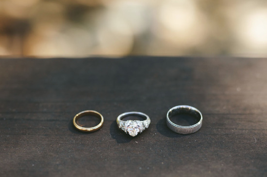 lodge-wedding-in-fall