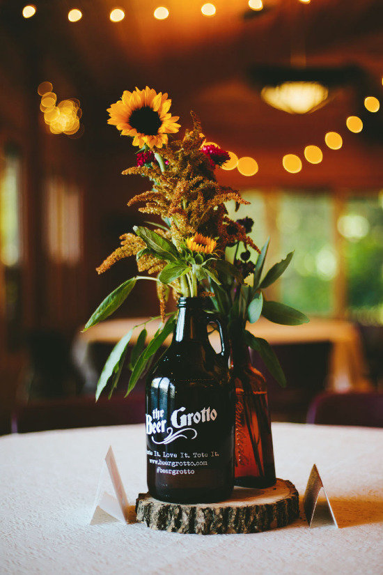 lodge-wedding-in-fall
