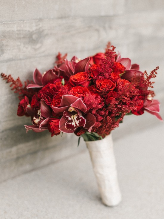 luxurious-red-and-gold-wedding