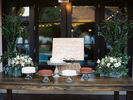 wedding cake table idea @weddingchicks
