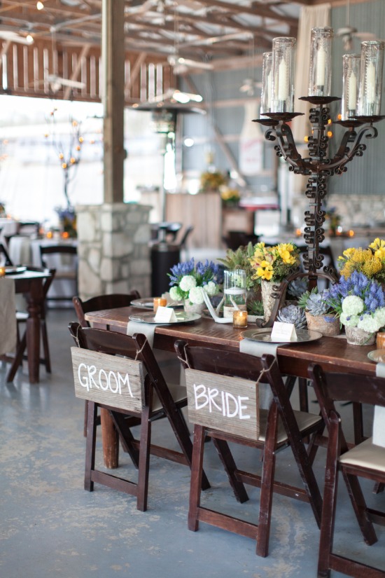 ocean-blue-and-yellow-springtime-wedding