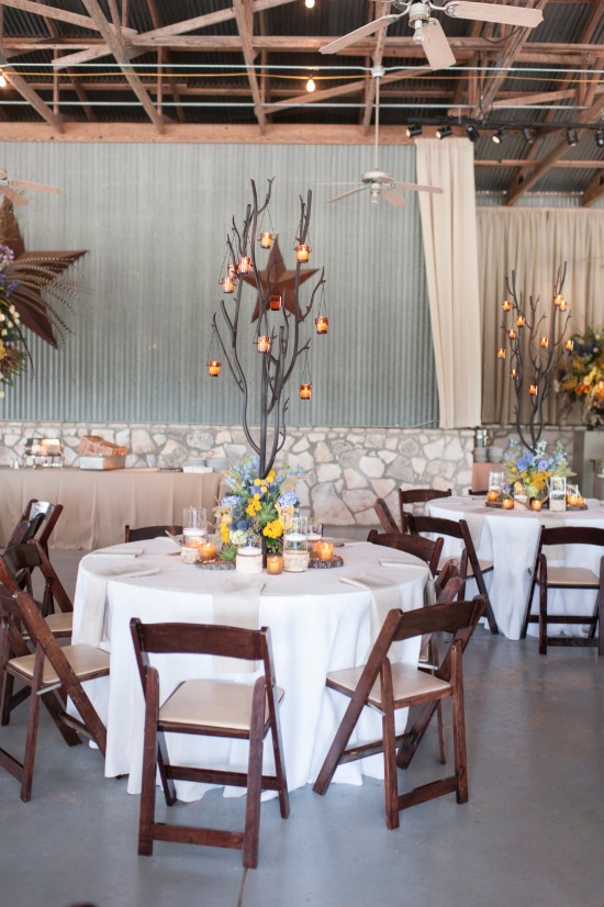 ocean-blue-and-yellow-springtime-wedding