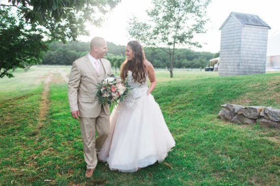 pink-and-glam-farm-wedding