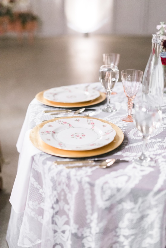 pink-and-gold-modern-romance-wedding